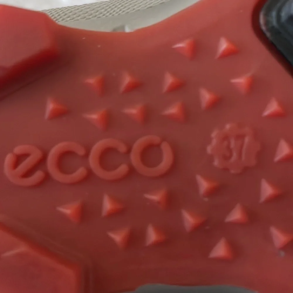 Ecco Biom Sneakers Size 37
